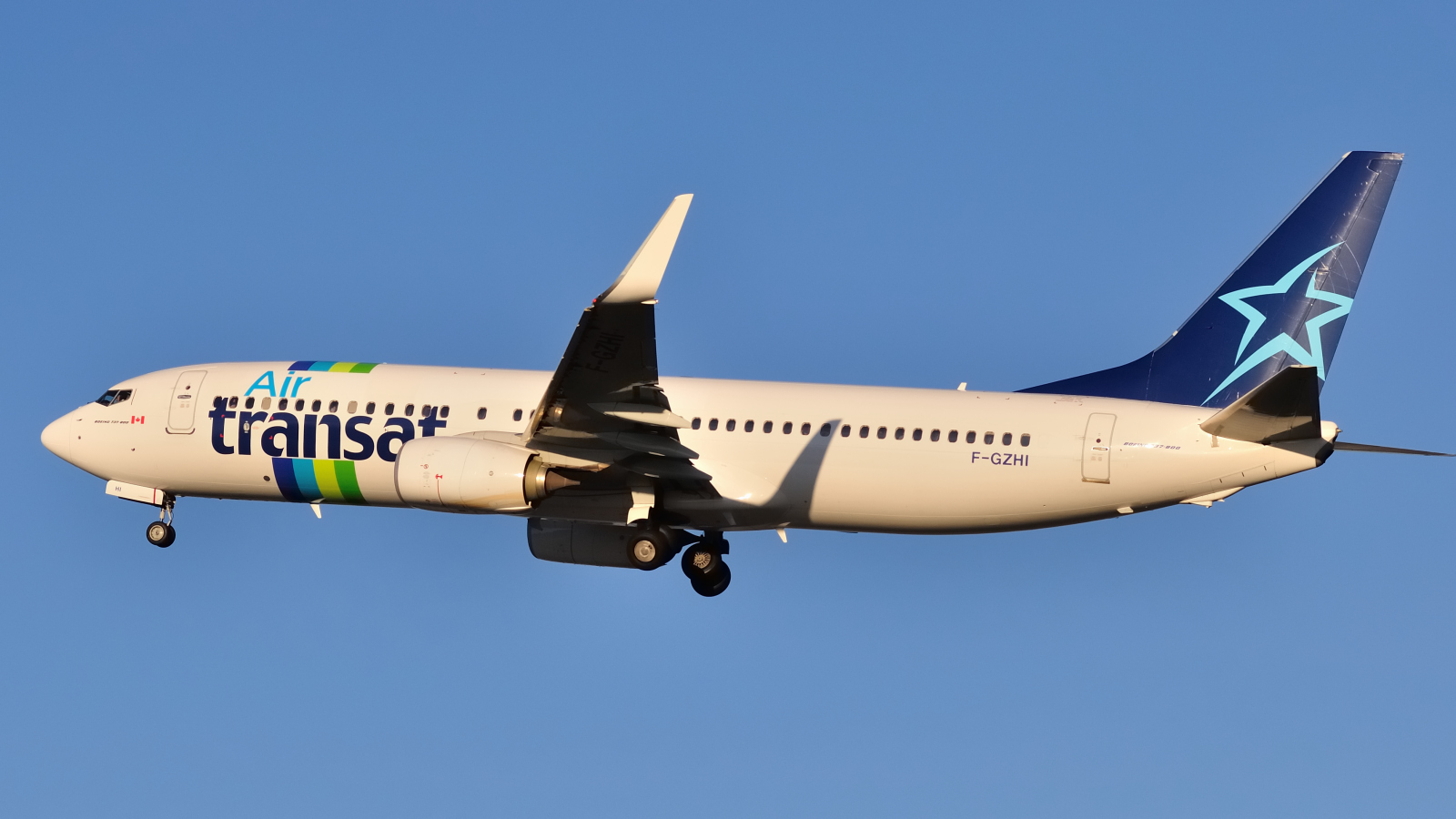 F-GZHI (36120) 2013 Boeing 737-86J WL