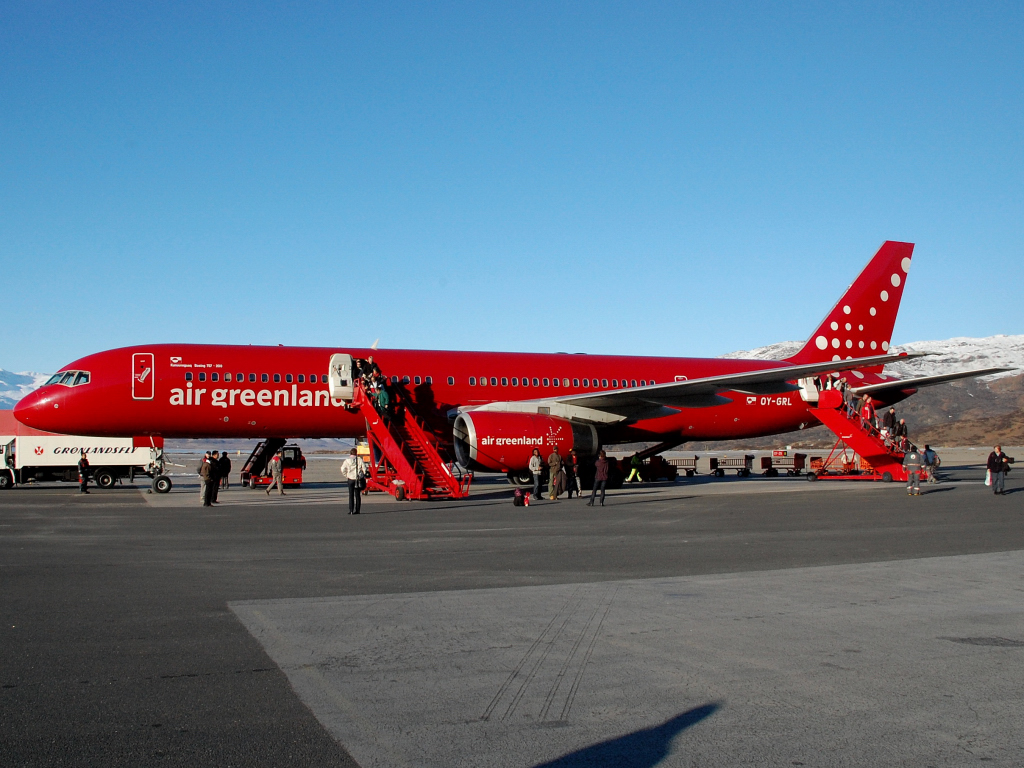 OY-GRL (25620) 1992 Boeing 757-236