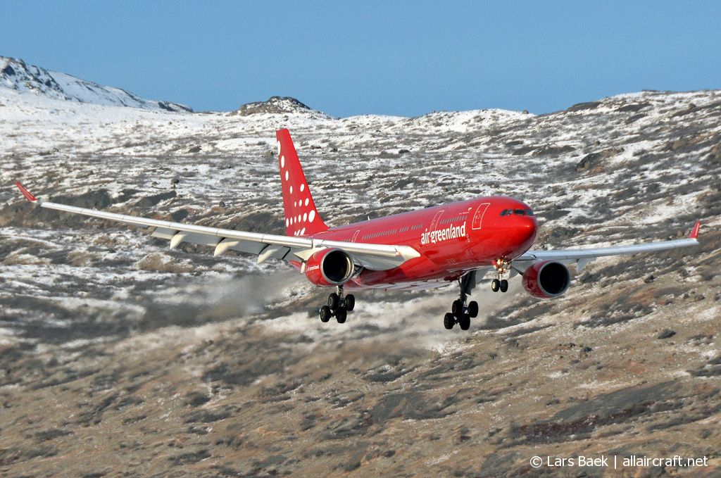 OY-GRN (230) 1998 Airbus A330-223
