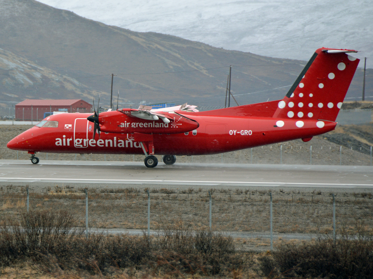 OY-GRO (cn 0482) Dash 8-Q202