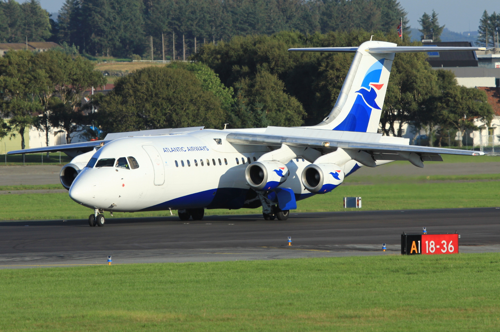 OY-RCC (cn E03357) BAe Avro 146-RJ100