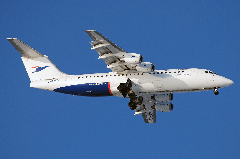 OY-RCC (cn E03357) BAe Avro 146-RJ100