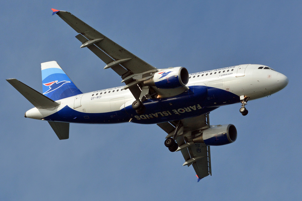 OY-RCI (3905) 2009 Airbus A319-112
