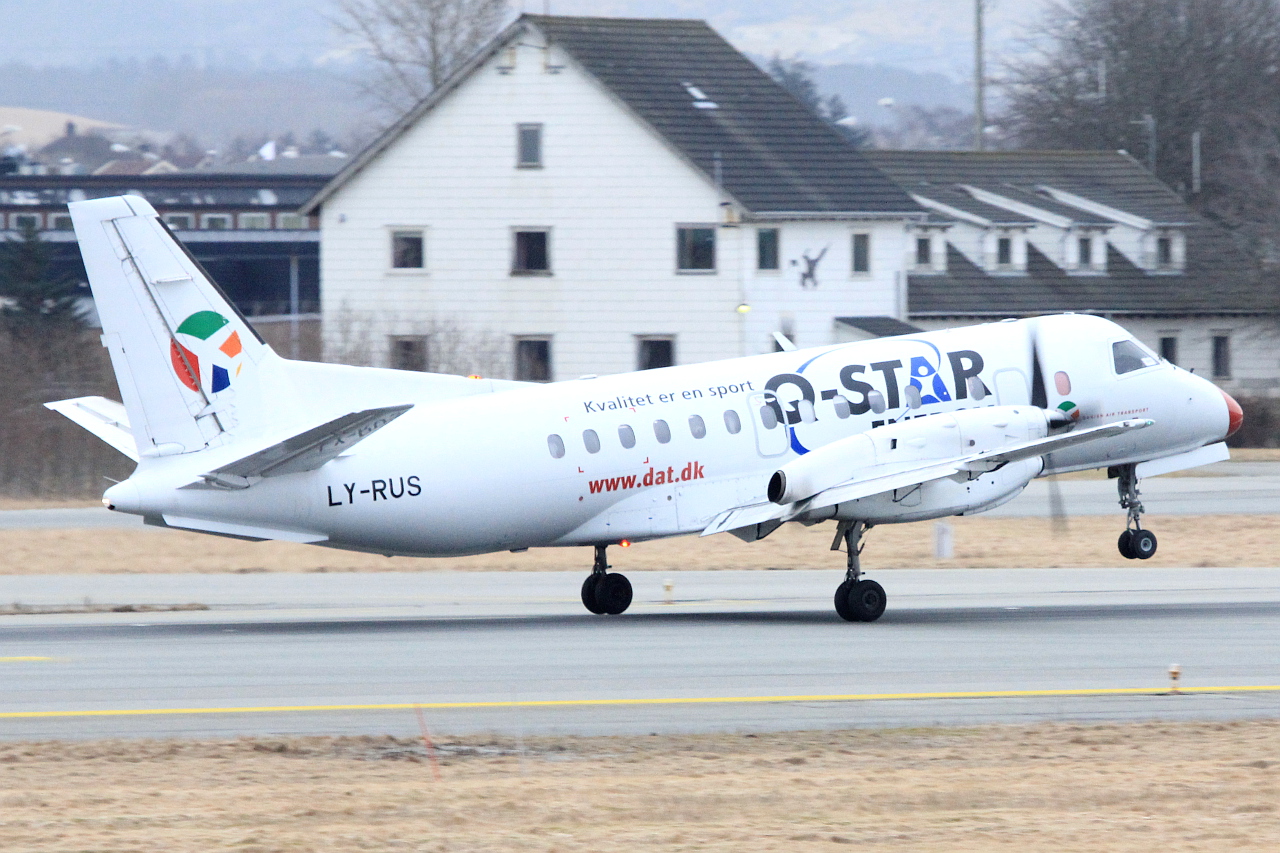 LY-RUS (340A-074) 1985 Saab 340A