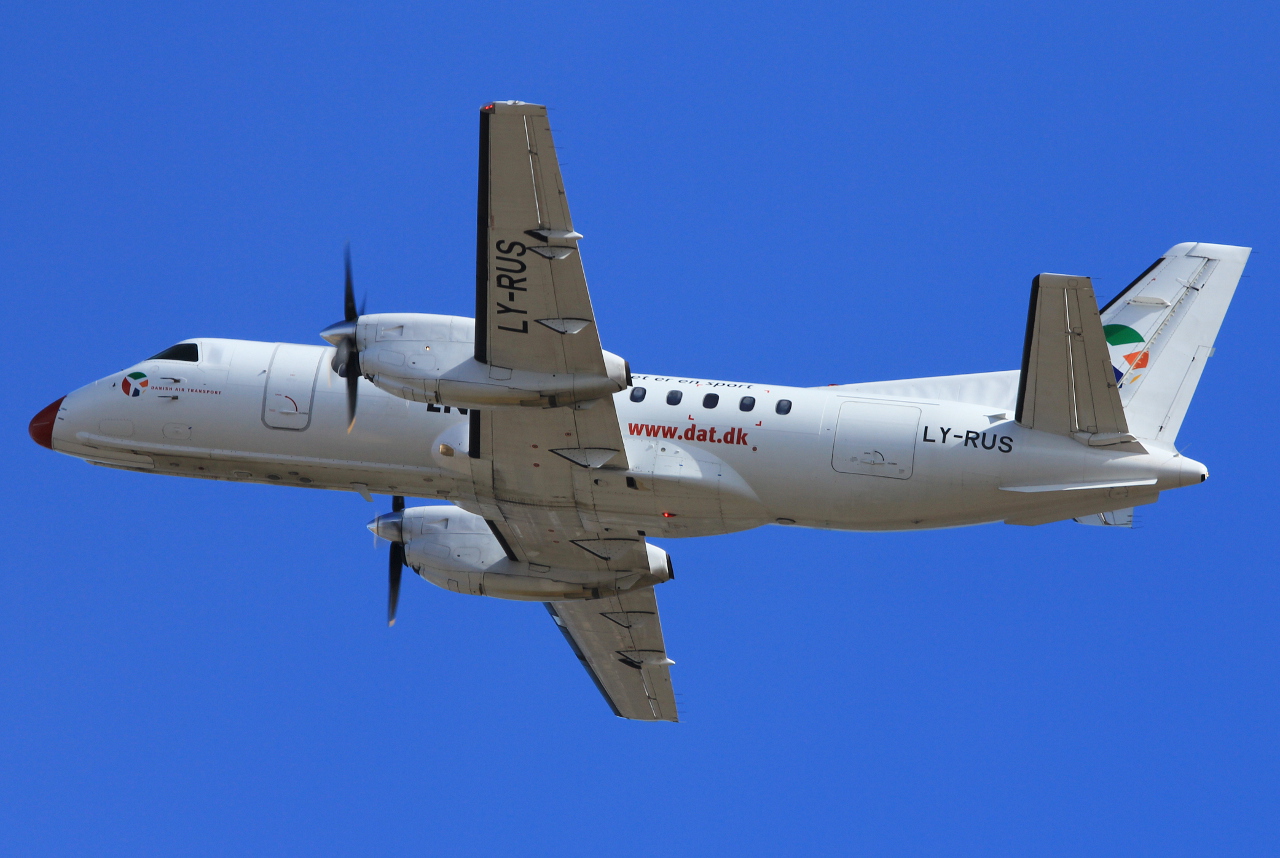 LY-RUS (340A-074) 1985 Saab 340A