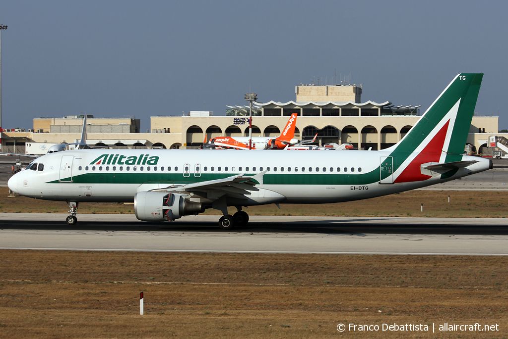 EI-DTG (3921) 2009 Airbus A320-216