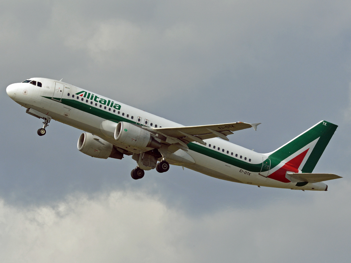 EI-DTK (4075) 2009 Airbus A320-216