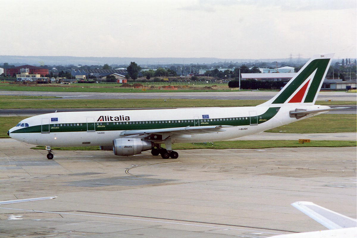 I-BUSH (cn 0140) Airbus A300B4-203