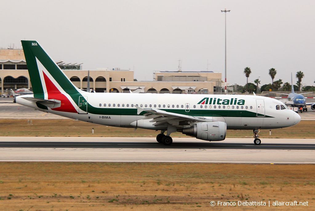 I-BIMA · Airbus A319-112 · (MLA / LMML)