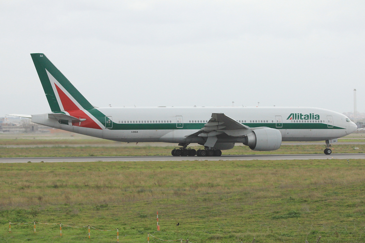 I-DISA, (cn 32855/413), Boeing 777-243/ER