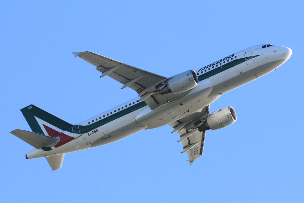 EI-DSB, (cn 2932), Airbus A320-216