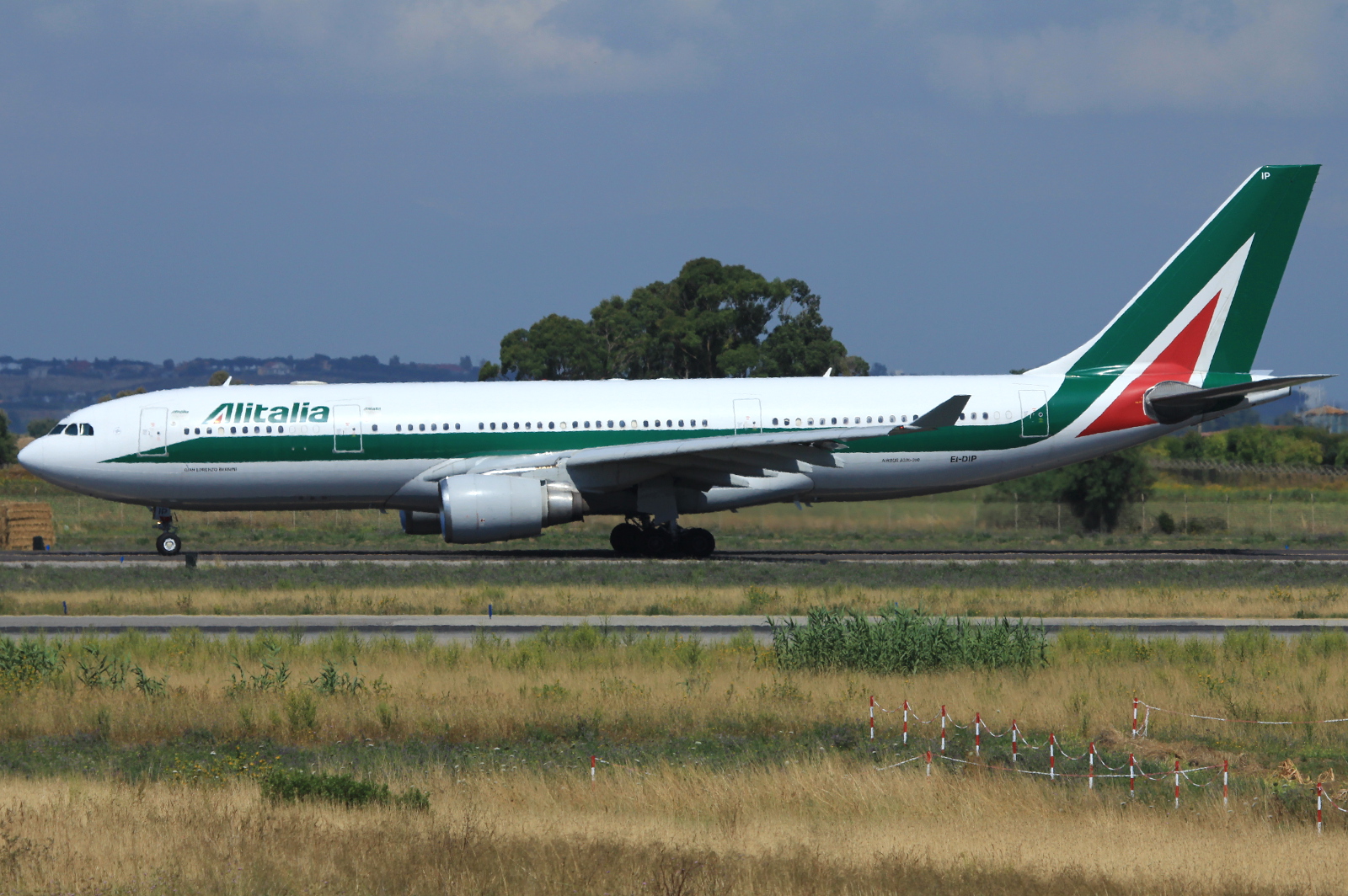 EI-DIP (339) 2000 Airbus A330-202