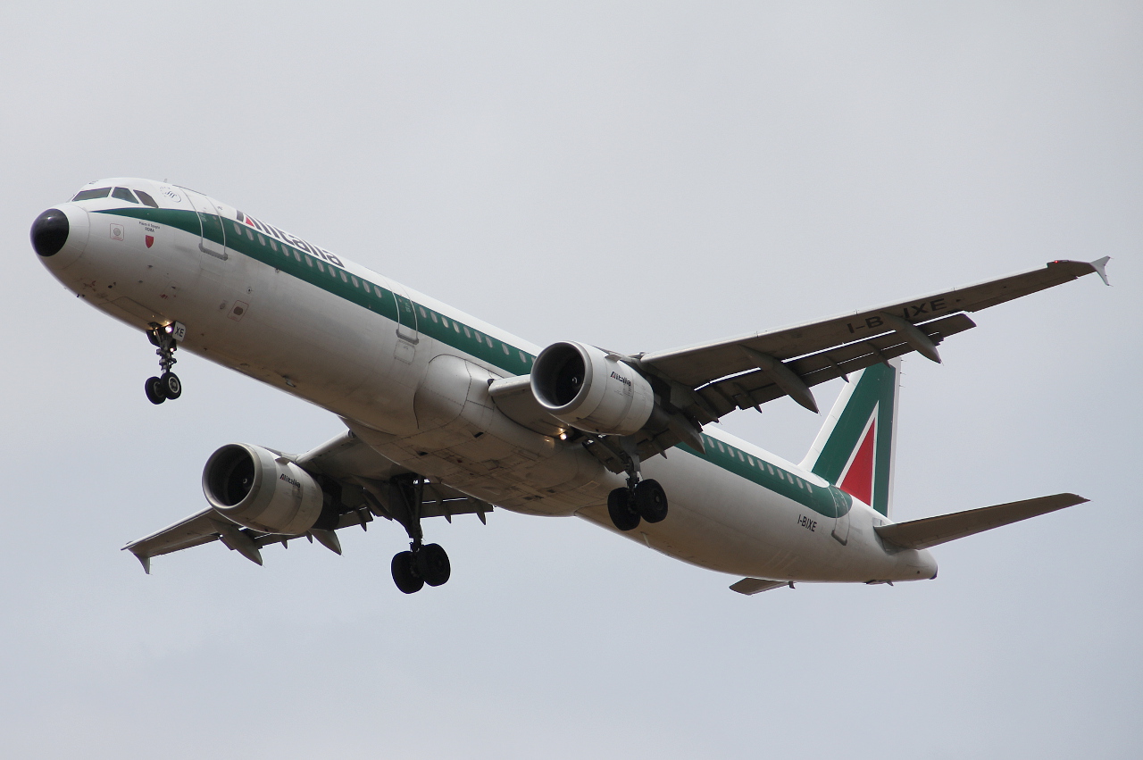 I-BIXE (cn 0488) Airbus A321-112