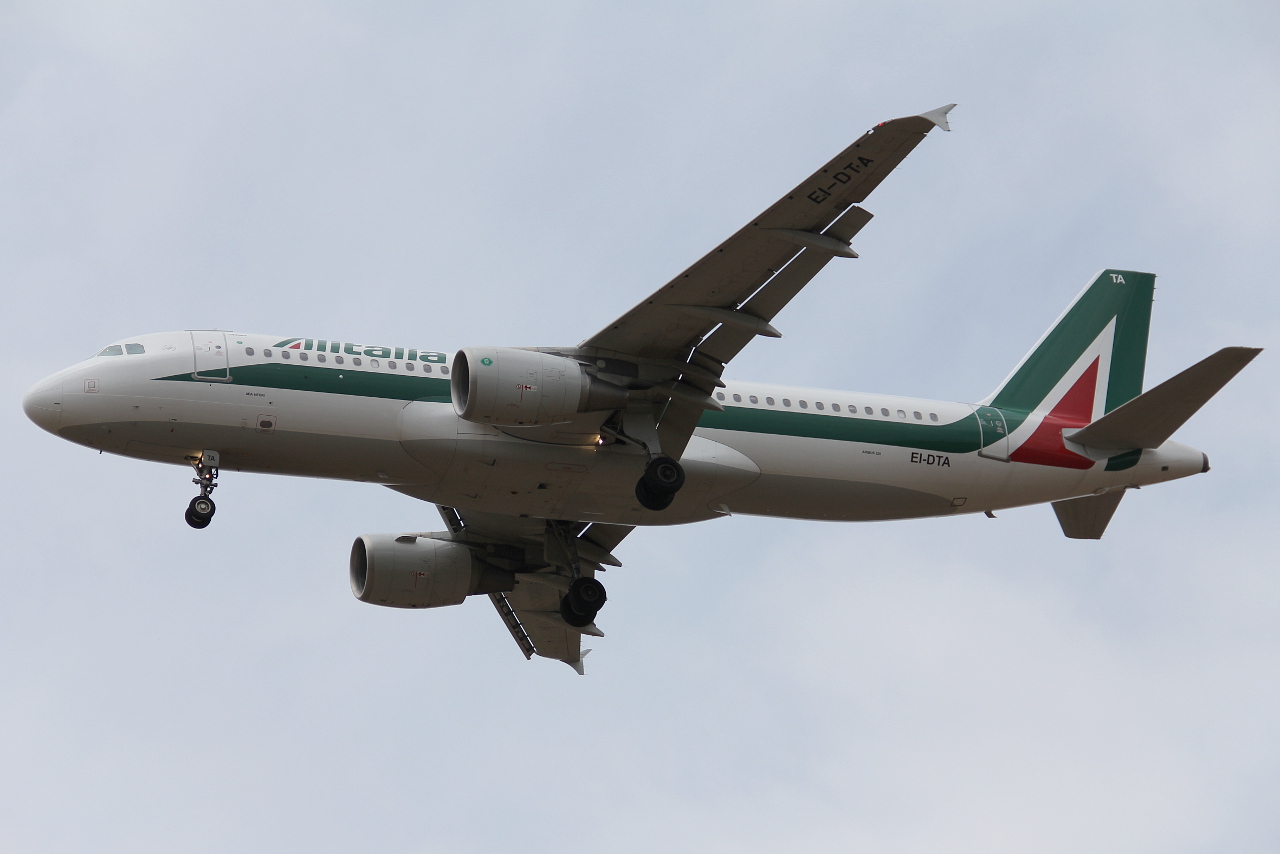 EI-DTA (3732) 2008 Airbus A320-216