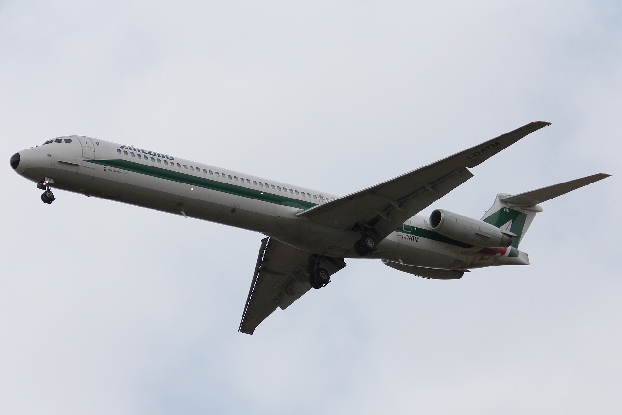 I-DATM (cn 53230) McDonnell Douglas MD-82