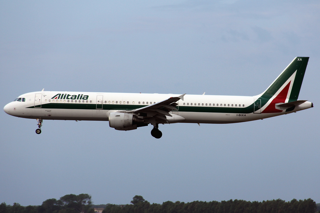 I-BIXA (477) 1994 Airbus A321-112