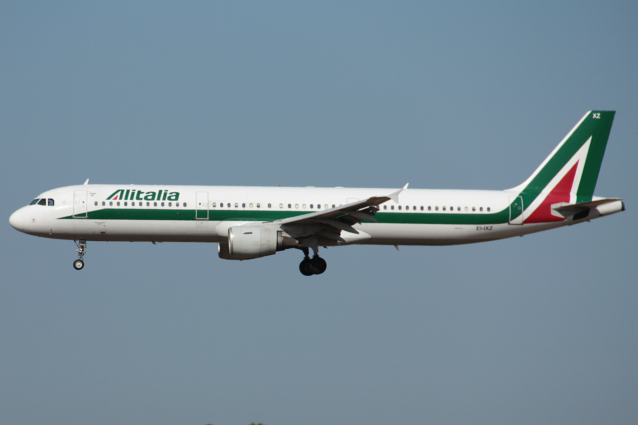 EI-IXZ (848) 1998 Airbus A321-112