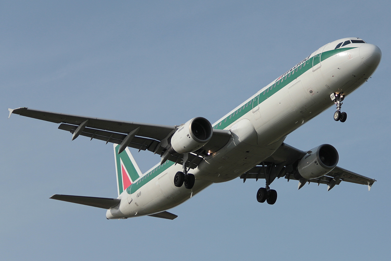 I-BIXP (583) 1996 Airbus A321-112