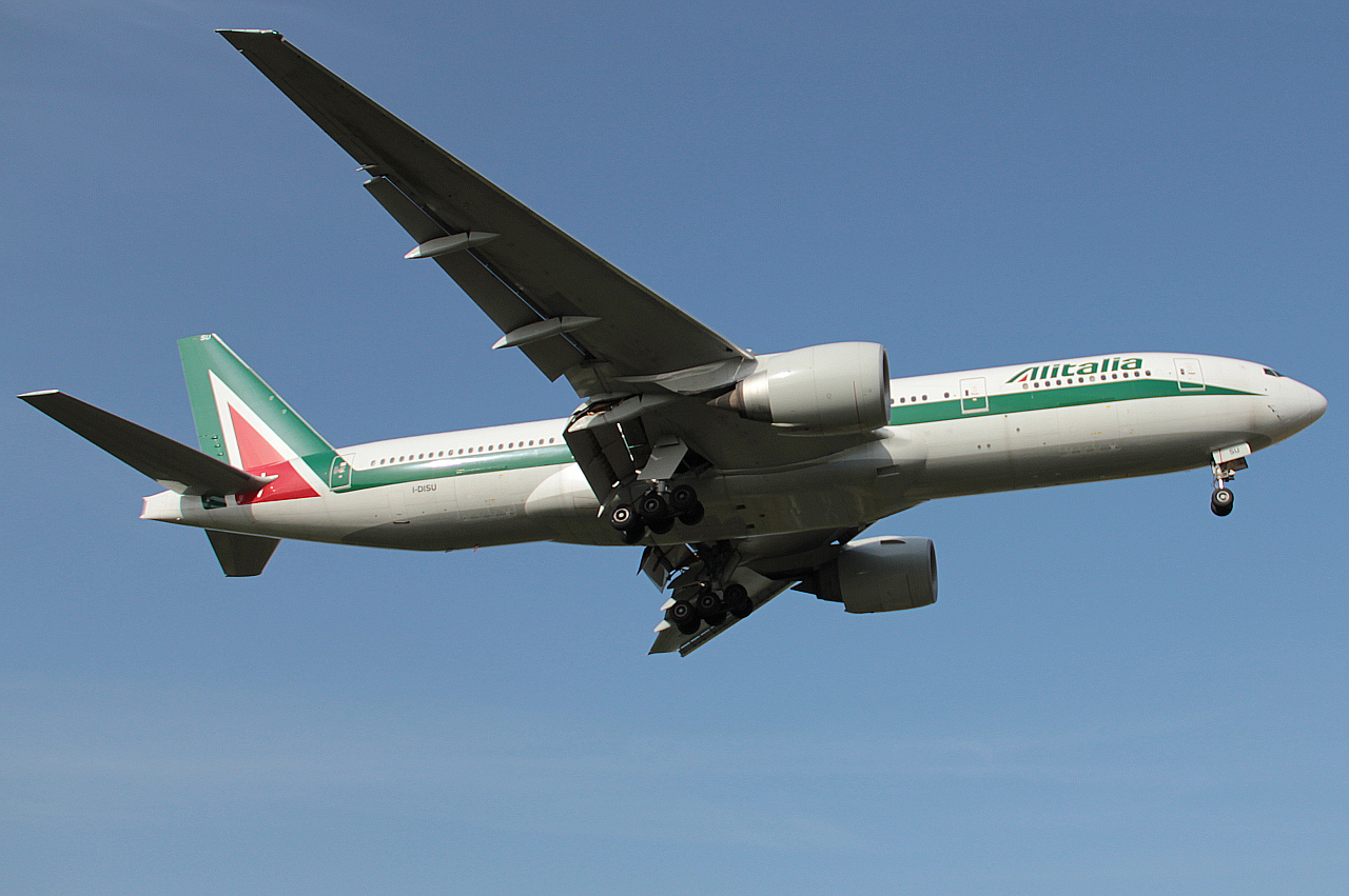 I-DISU (32858) 2002 Boeing 777-243ER