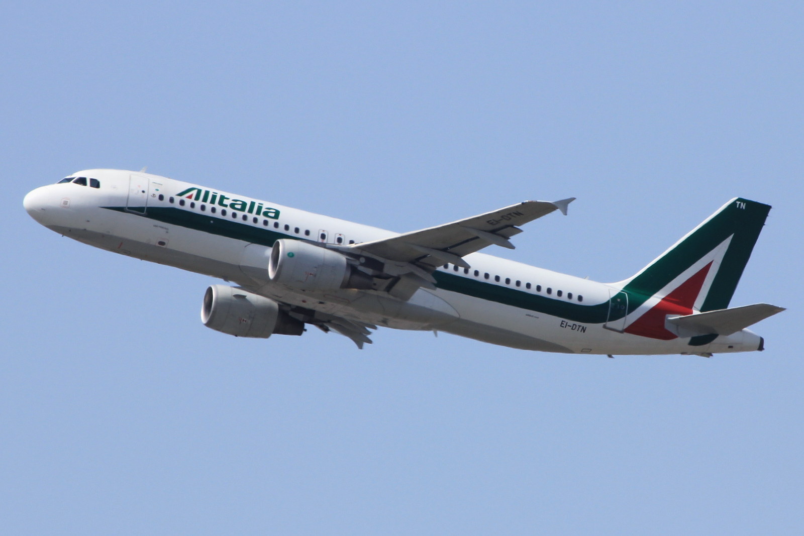 EI-DTN (4143) 2009 Airbus A320-216