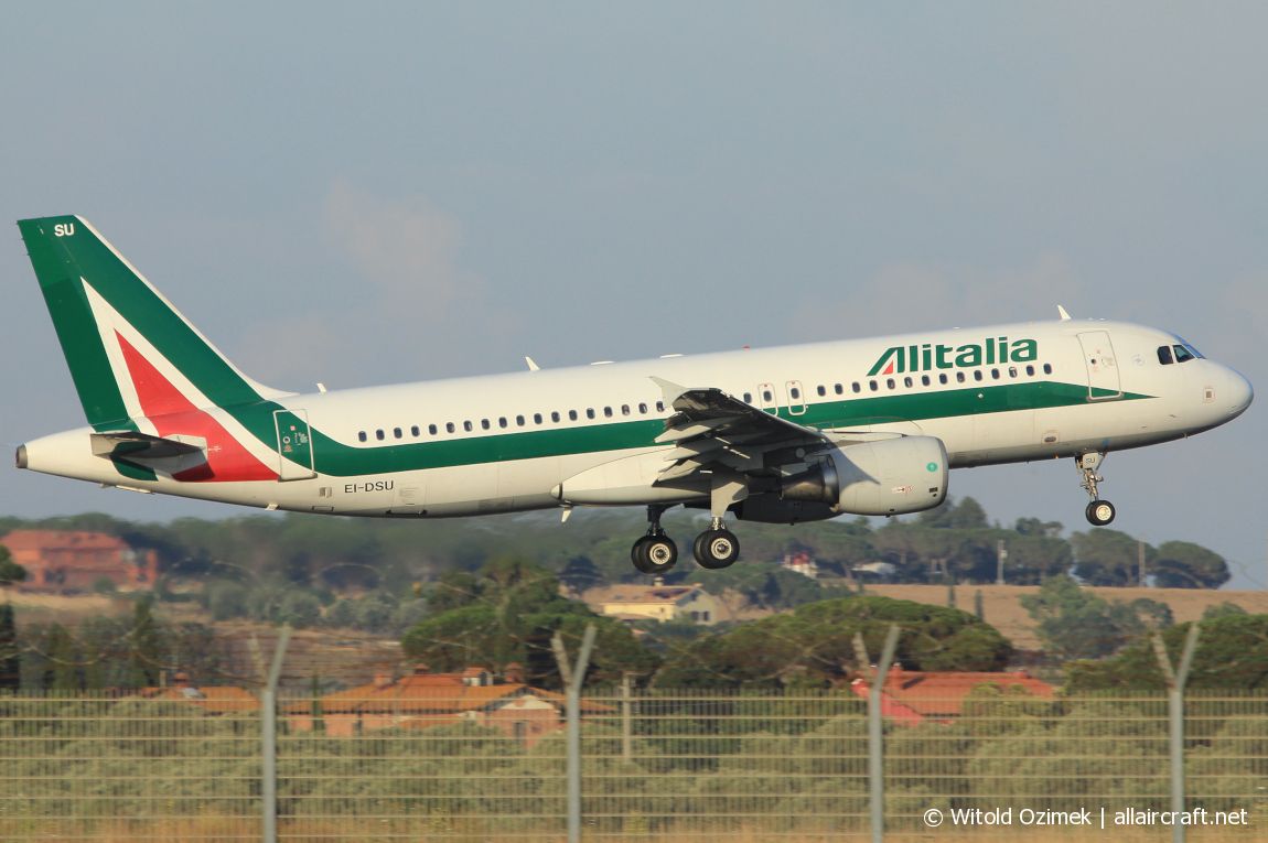 EI-DSU (3563) 2008 Airbus A320-216