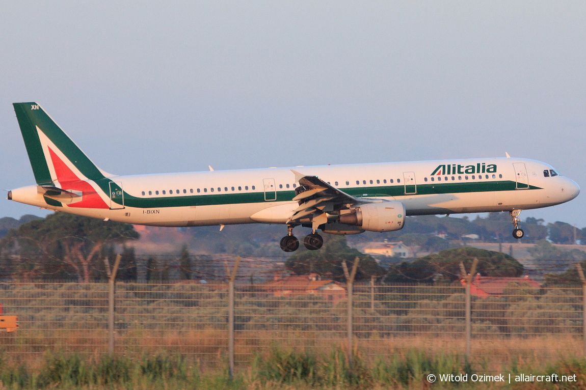 I-BIXN (576) 1996 Airbus A321-112