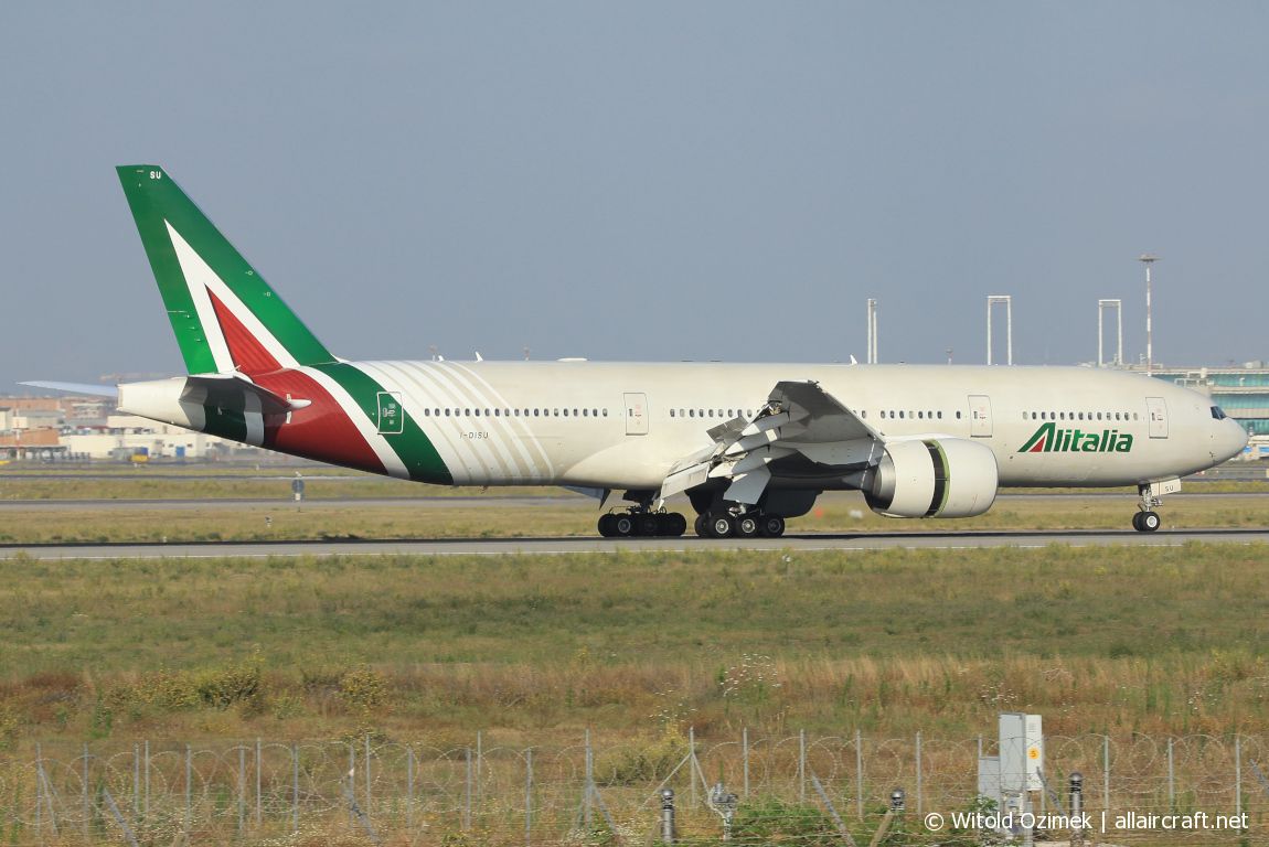 I-DISU (32858) 2002 Boeing 777-243ER