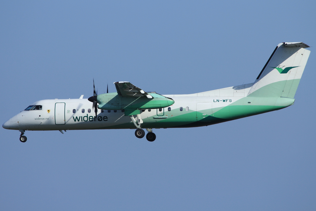LN-WFS (535) 1999 Bombardier Dash 8-Q311