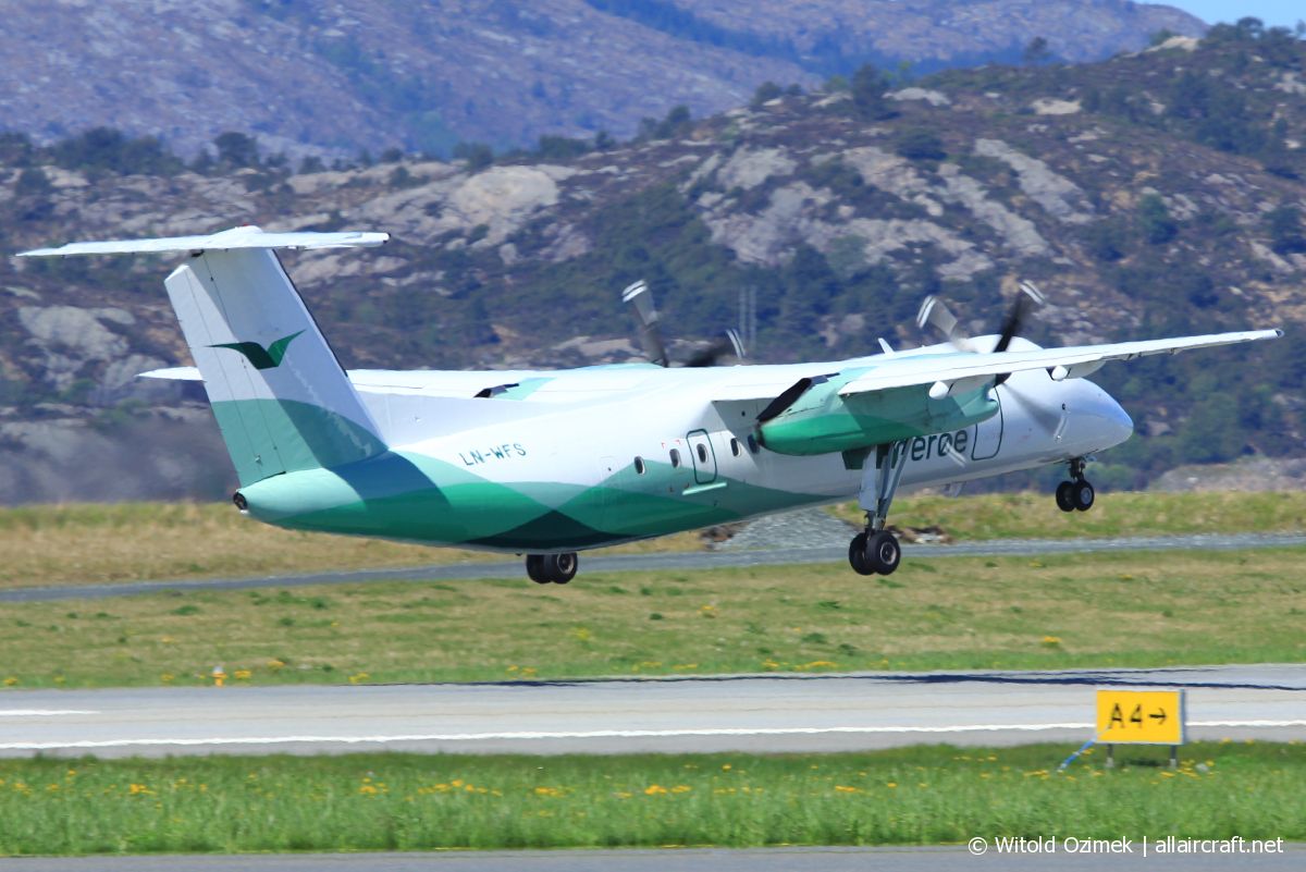 LN-WFS (535) 1999 Bombardier Dash 8-Q311