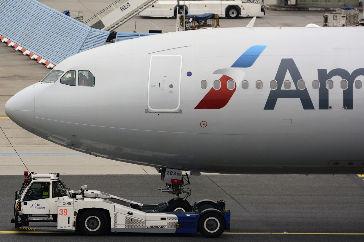 N283AY (cn 1076) Airbus A330-243