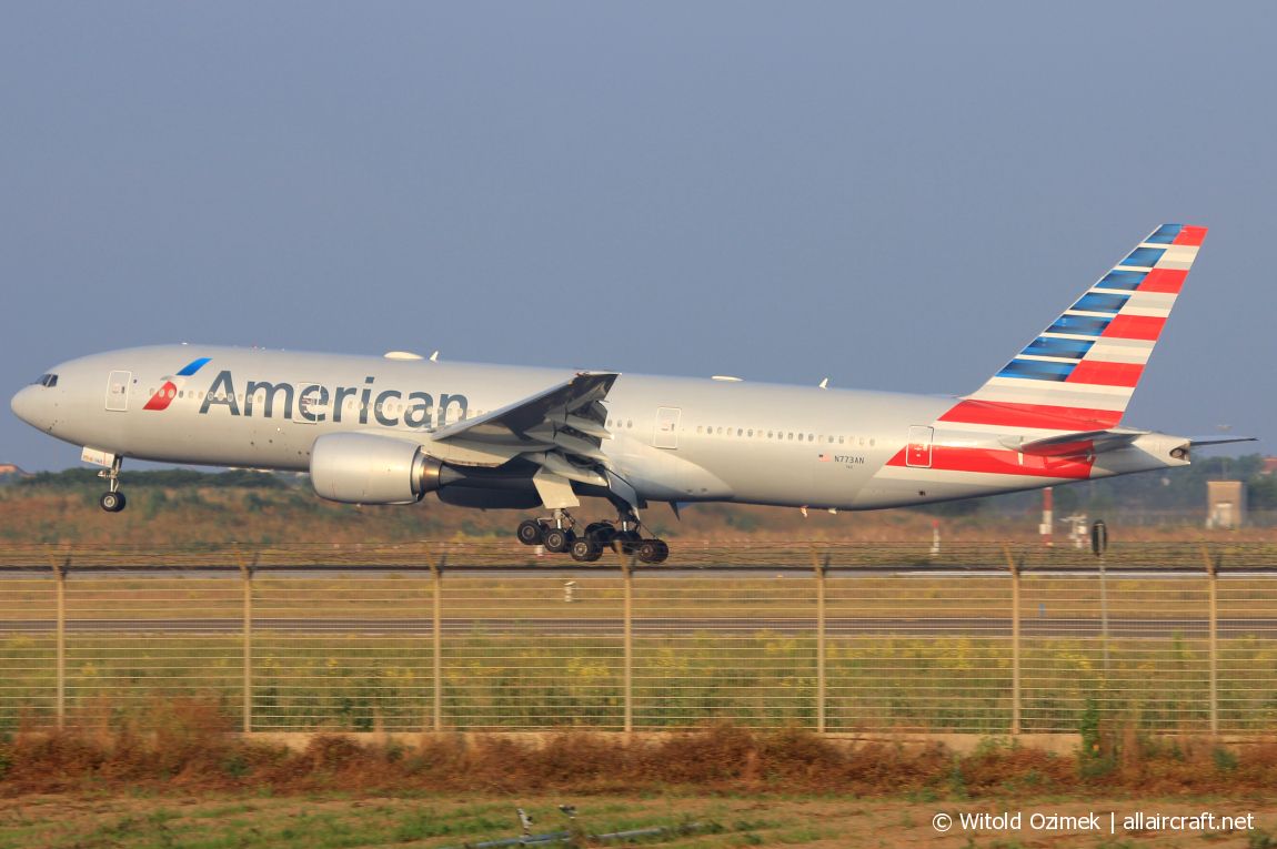 N773AN (29583) 1999 Boeing 777-223(ER)