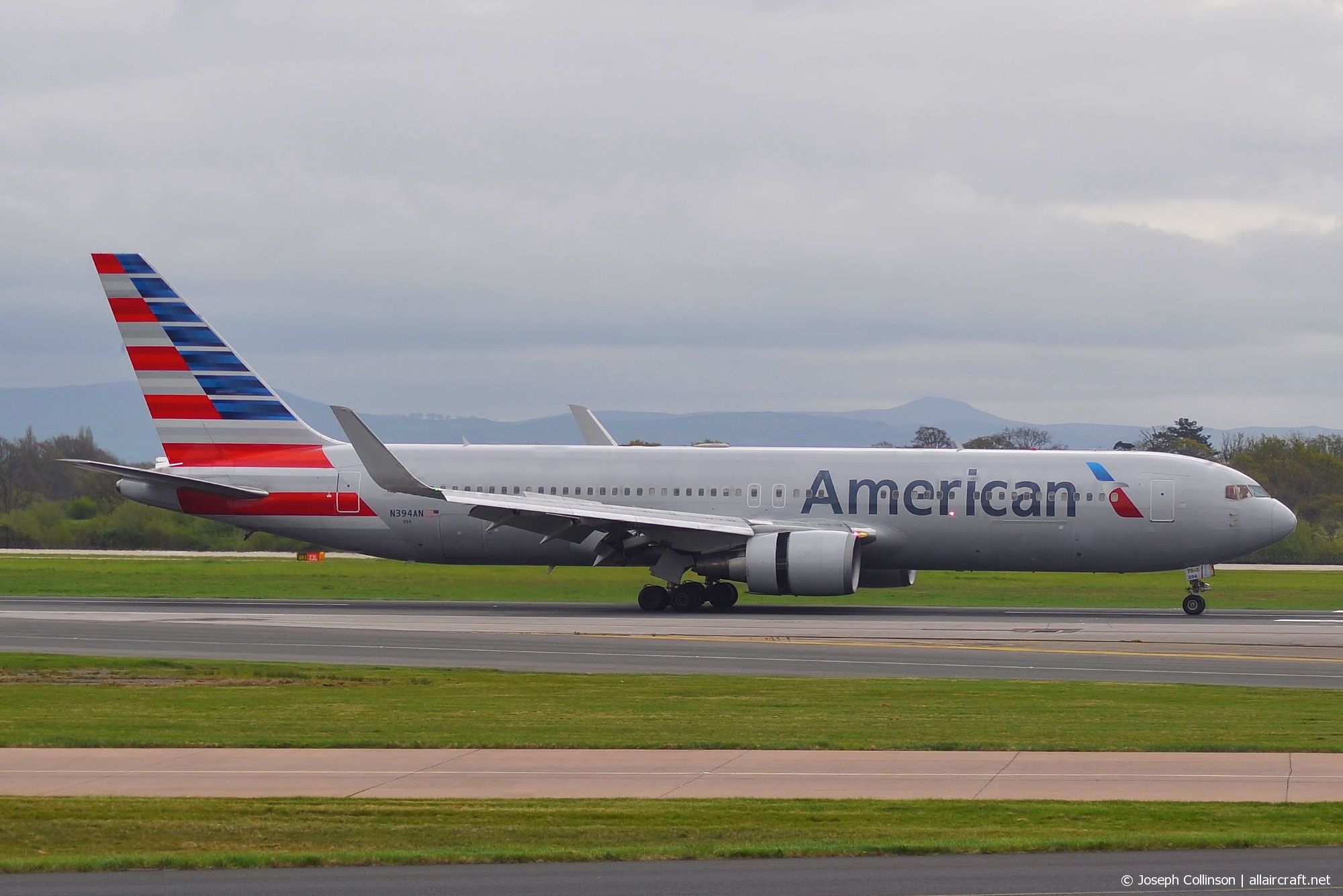 N394AN (29431) 1998 Boeing 767-323 ER WL