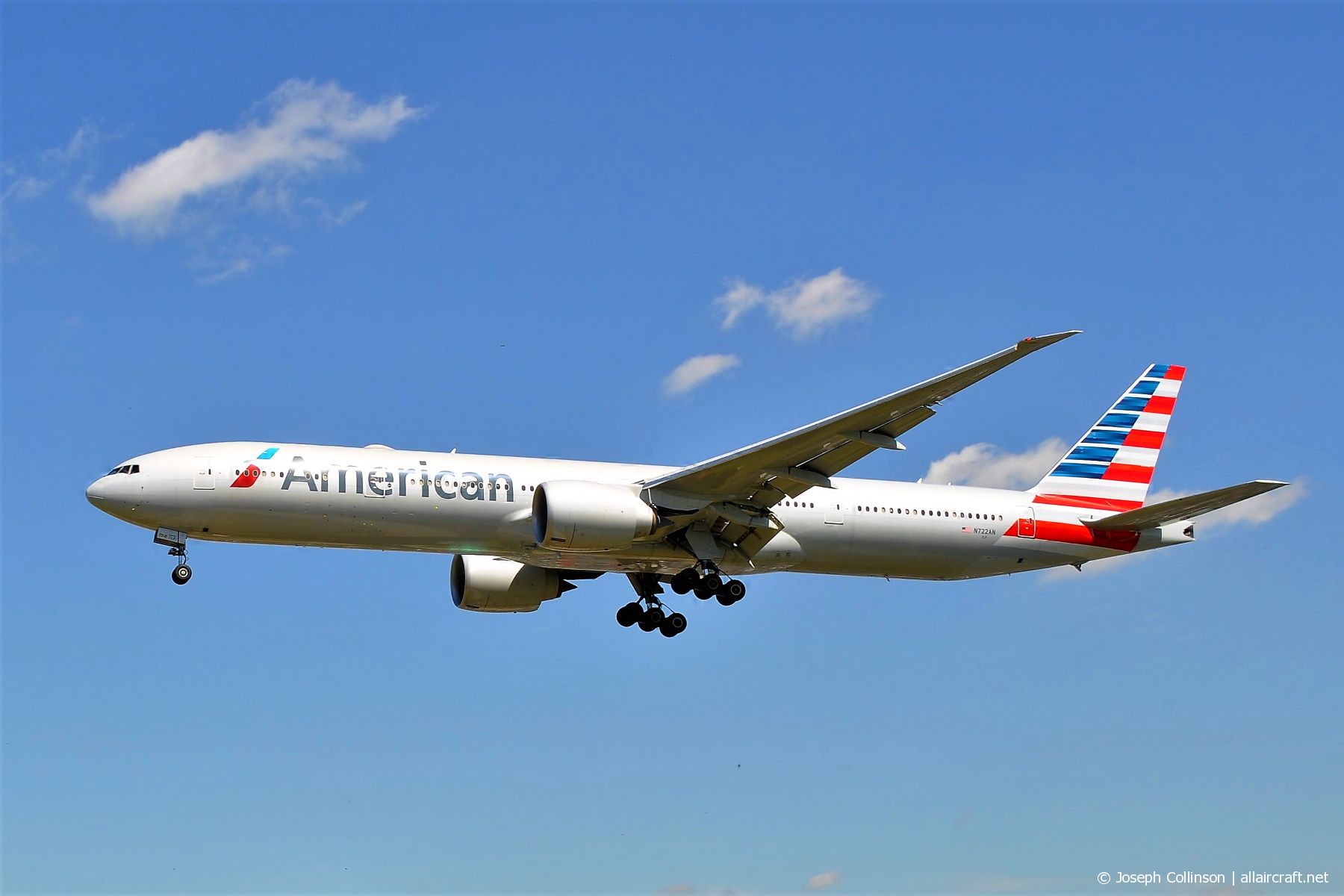 N722AN (31547) 2013 Boeing 777-323(ER)