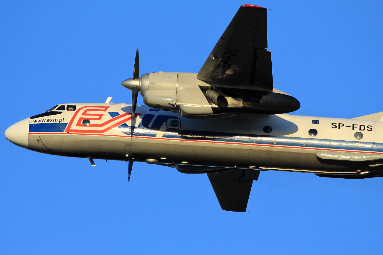 SP-FDS · Antonov An-26B · (SVG / ENZV)