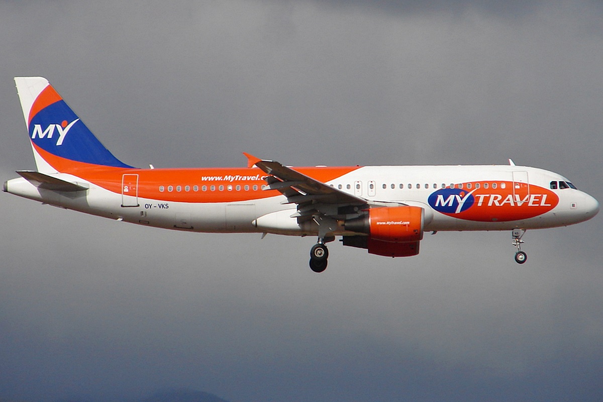 OY-VKS (1954) 2003 Airbus A320-214