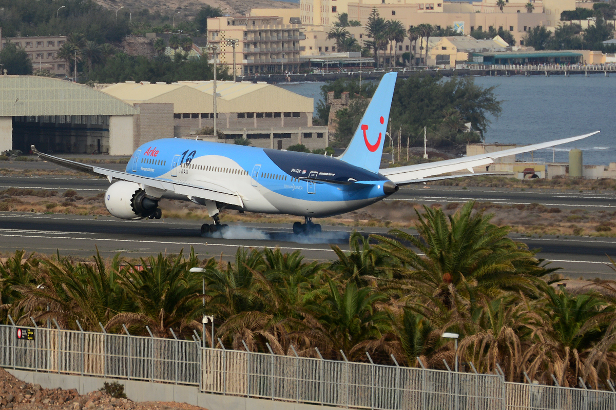 PH-TFK (36427) 2014 Boeing 787-8 Dreamliner