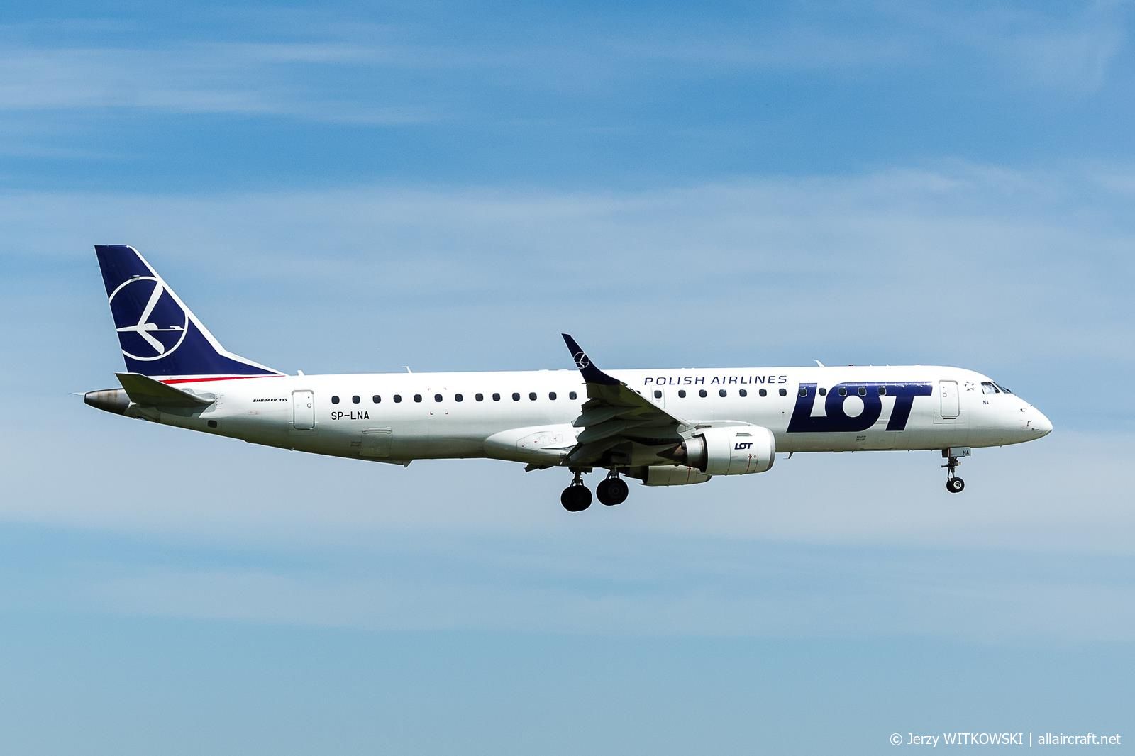 SP-LNA · Embraer 190-200LR · (WAW / EPWA)