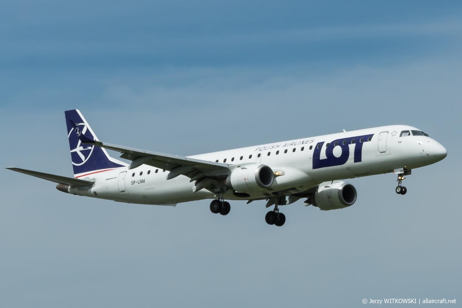 SP-LNM (19000669) Embraer ERJ-195A