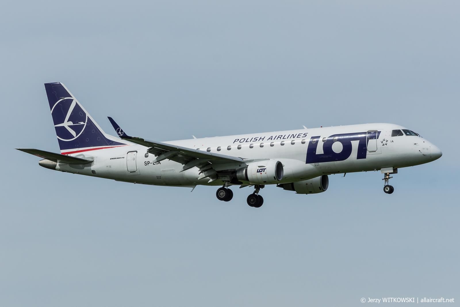 SP-LIA (17000125) Embraer ERJ-175STD