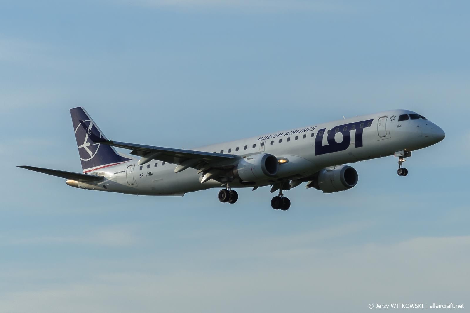 SP-LNM · Embraer ERJ-195A · (WAW / EPWA)