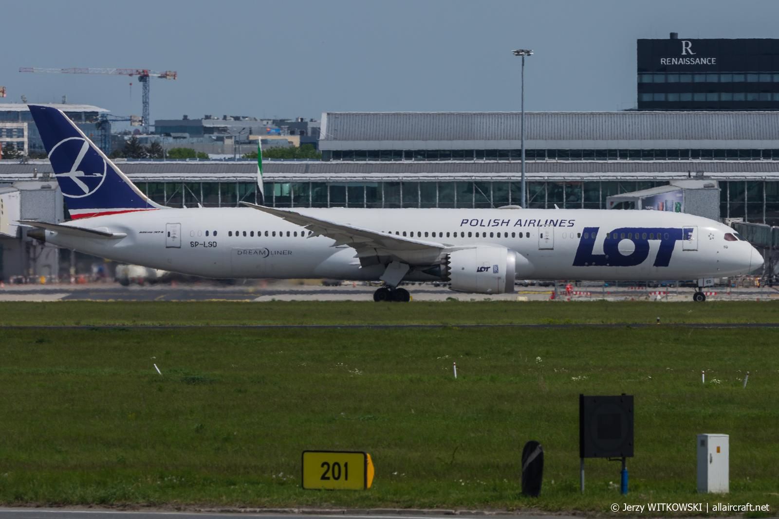 SP-LSD · Boeing 787-9 Dreamliner · (WAW / EPWA)
