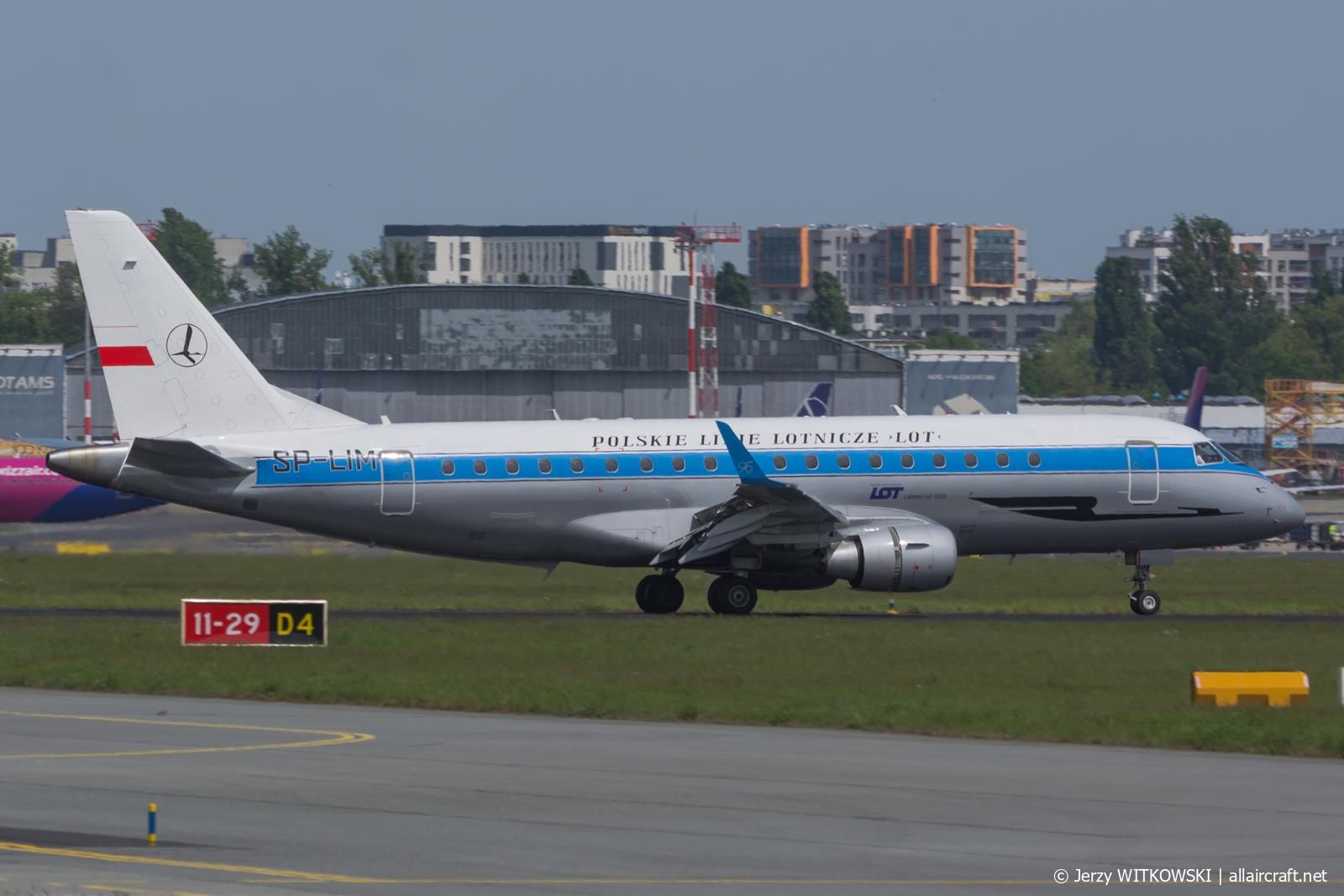 SP-LIM (17000311) Embraer 170-200LR