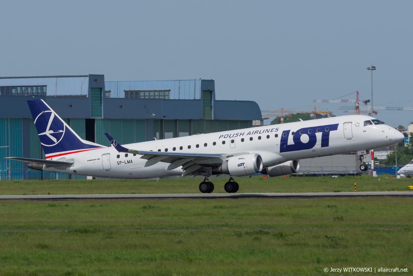 SP-LMA · Embraer 190-100STD · (WAW / EPWA)