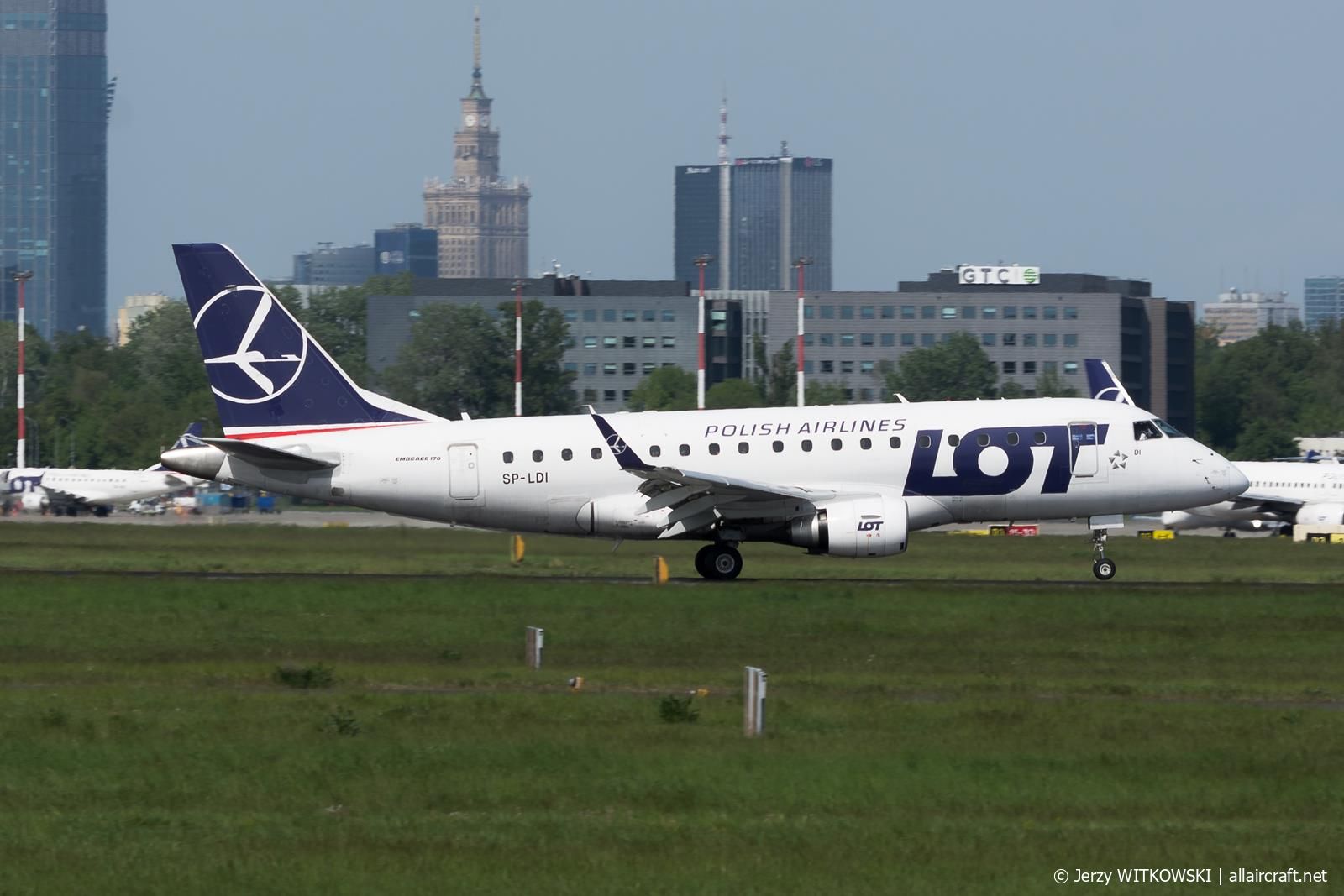 SP-LDI (17000073) Embraer 170-100LR