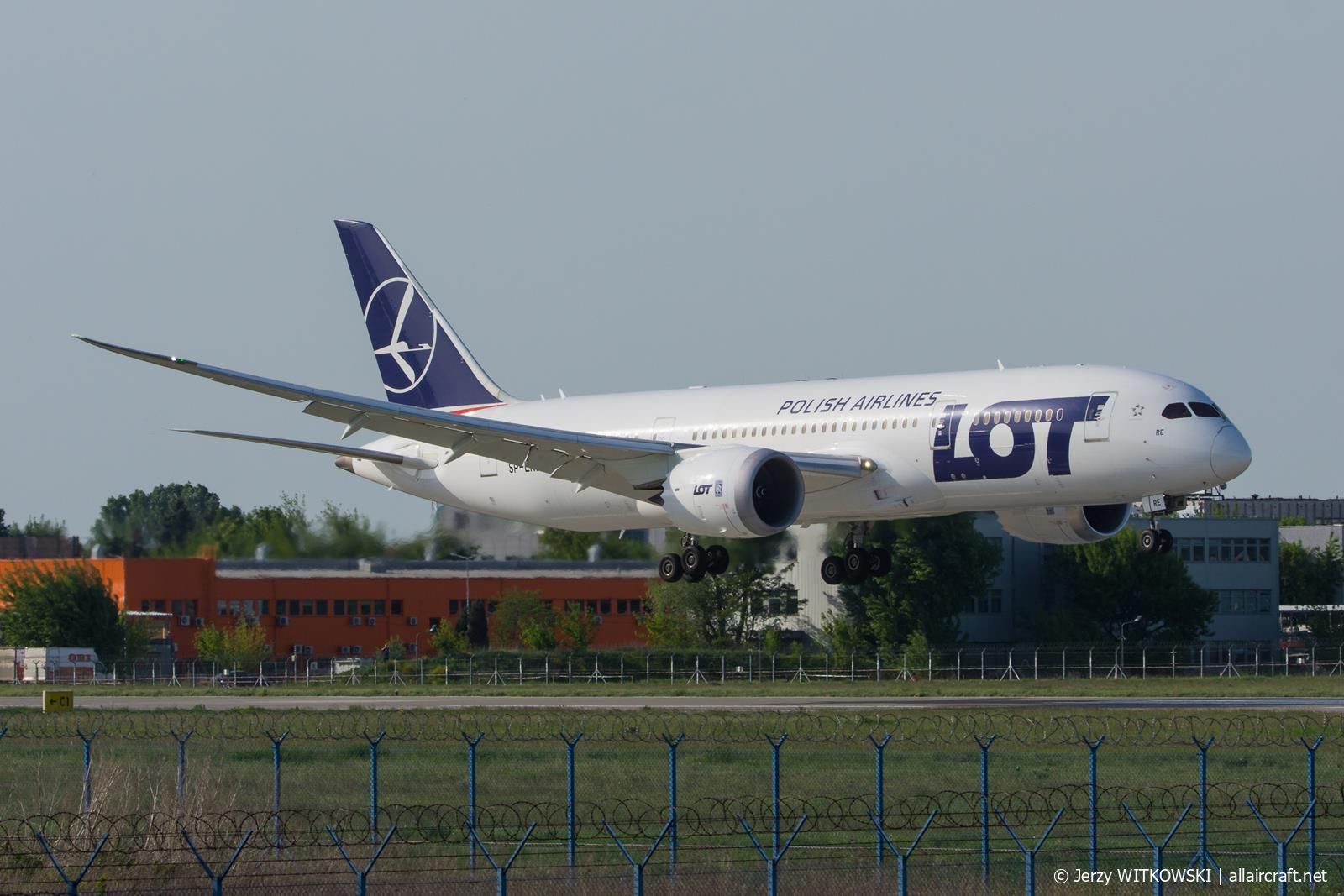 SP-LRE (35939) 2013 Boeing 787-8 Dreamliner