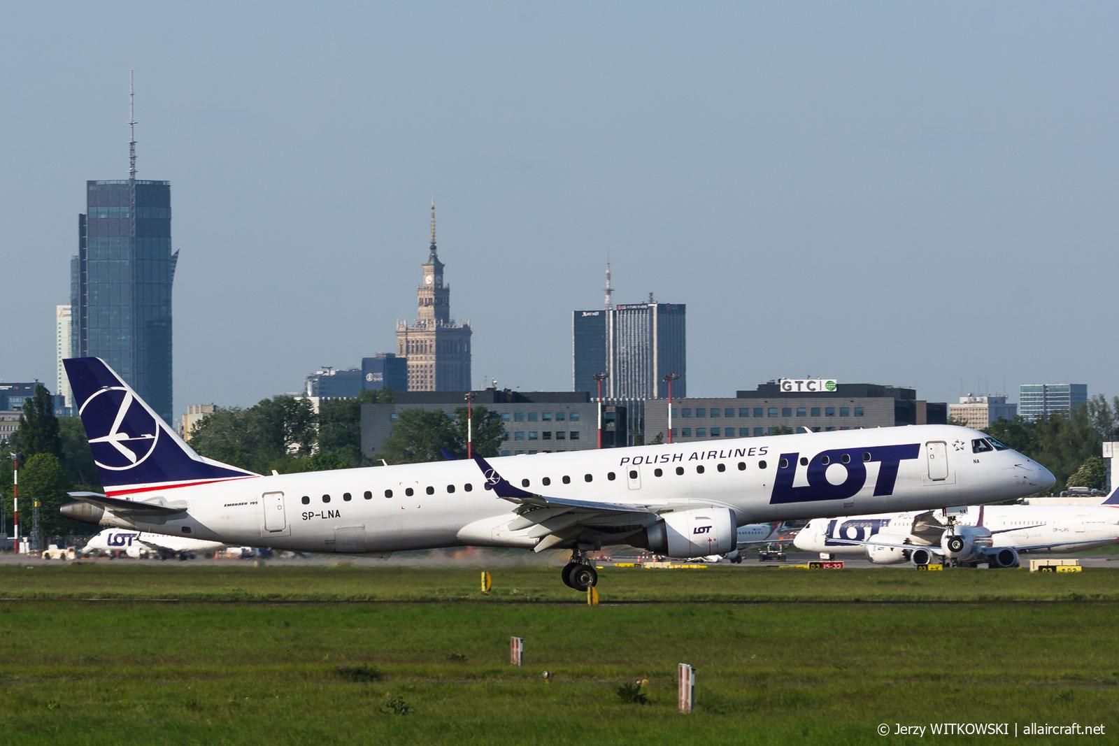SP-LNA (19000415) Embraer 190-200LR
