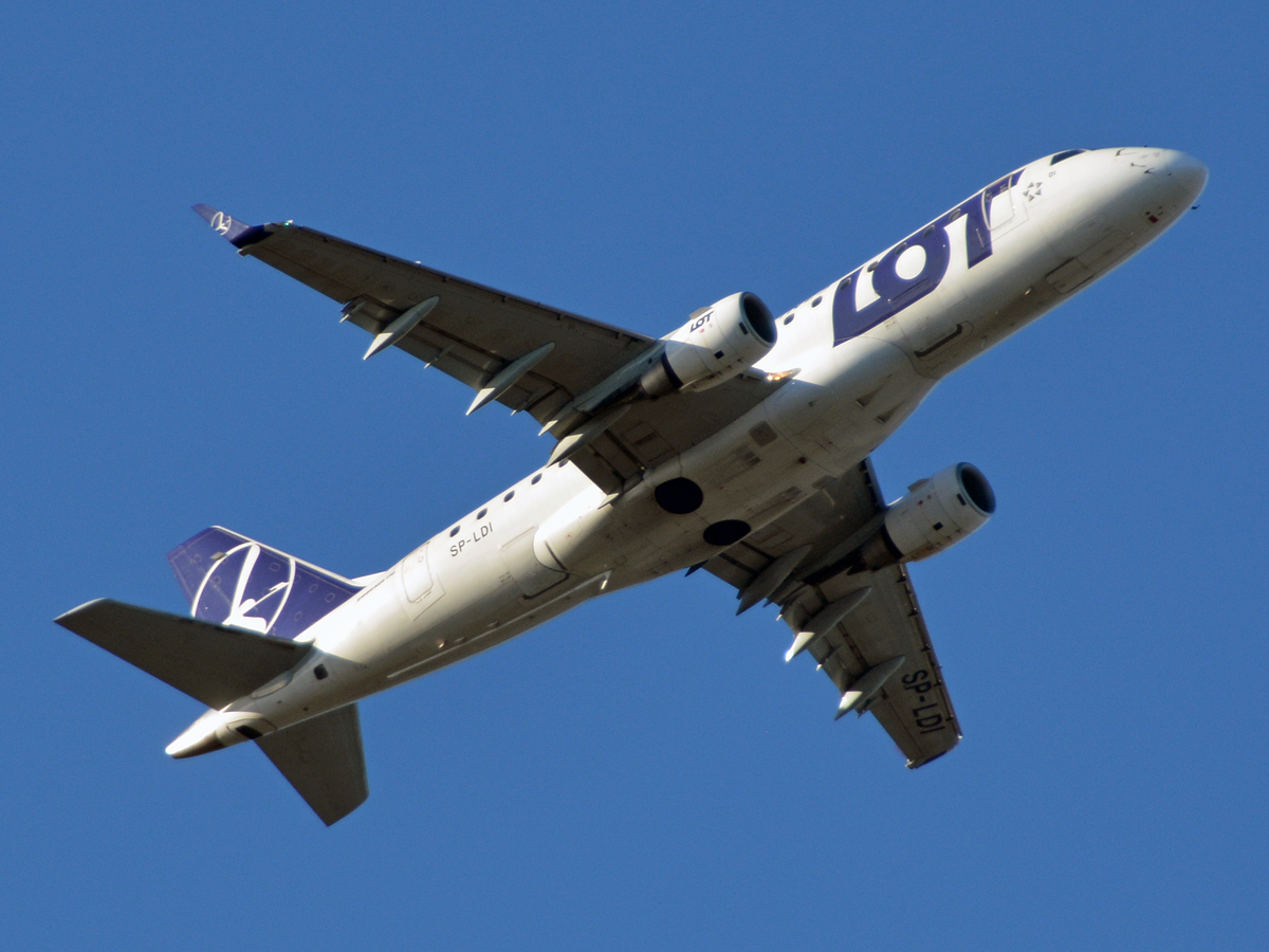 SP-LDI (17000073) Embraer 170-100LR