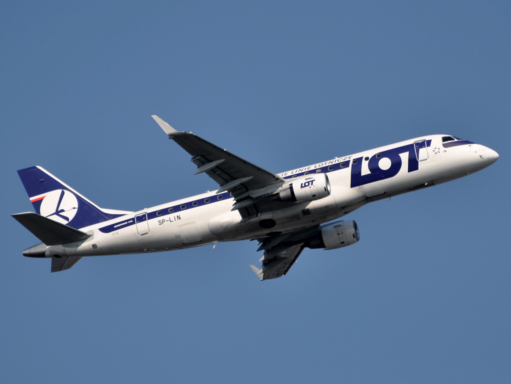 SP-LIN (17000313) Embraer 170-200LR