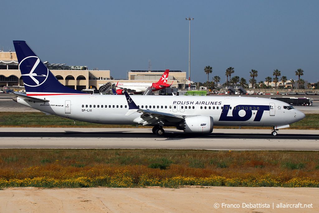 SP-LVI (43326) 2021 Boeing 737-8 MAX