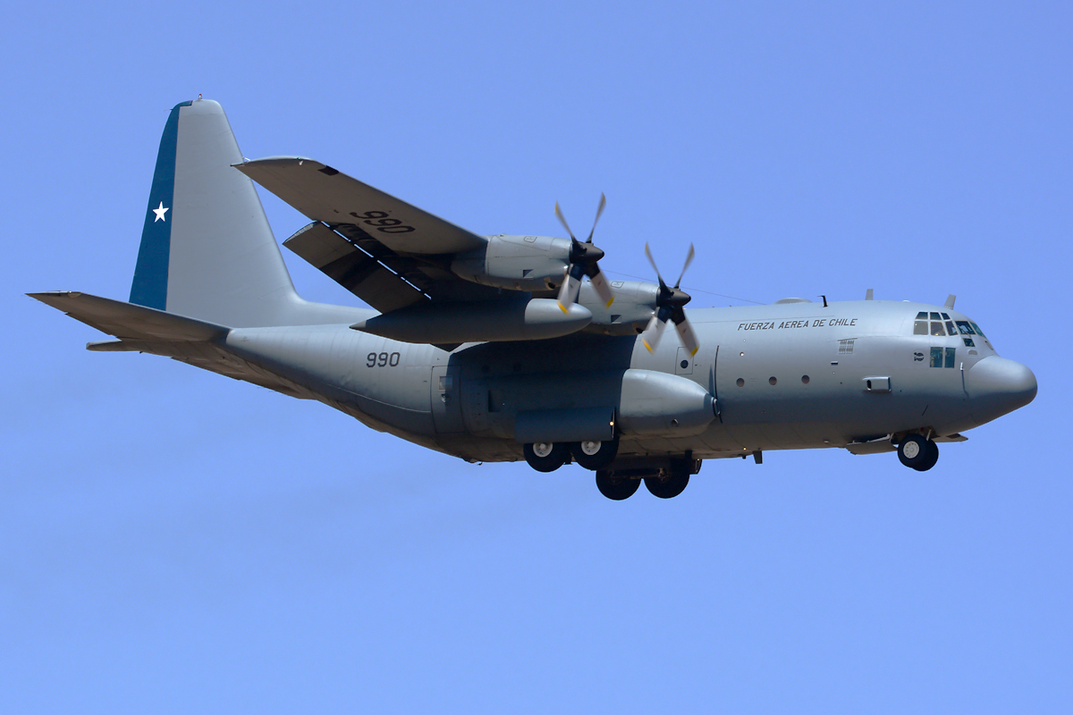 990 (382-4776) 1978 Lockheed KC-130R Hercules